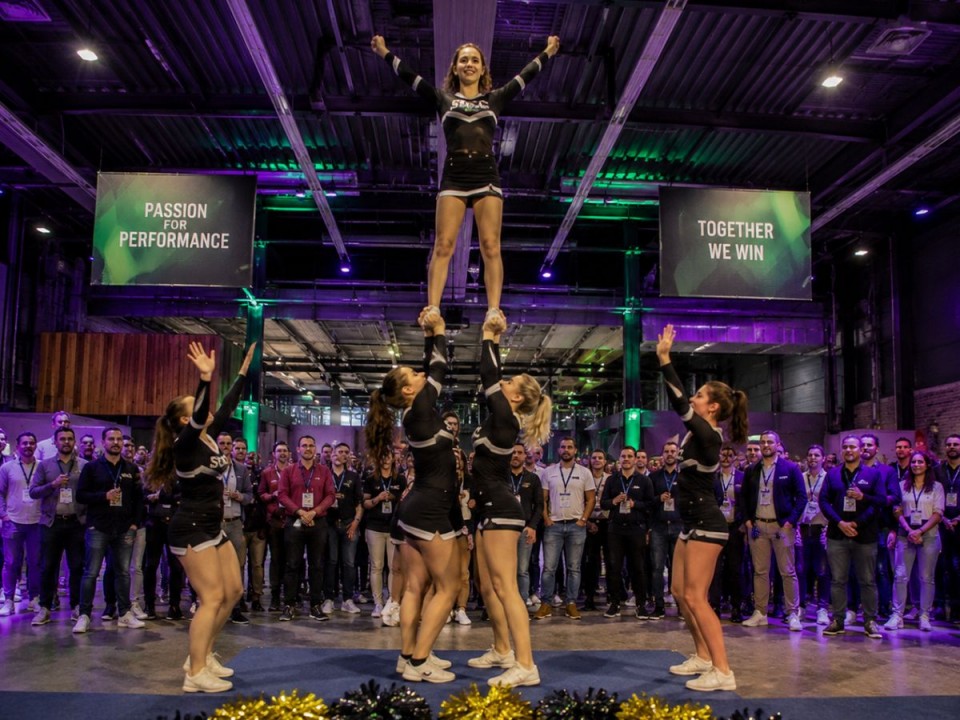 Cheerleading Demo